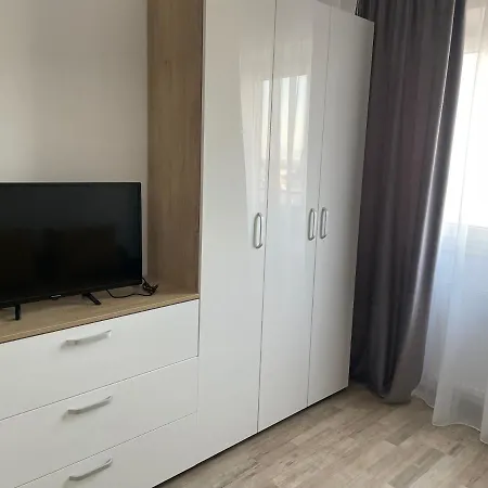 Apartman Apartament Ema 11 *